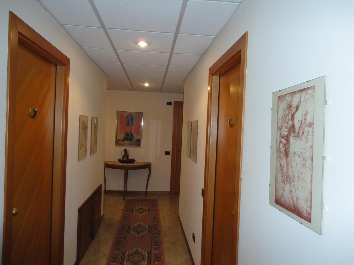Hotel Ristorante Regina Mozzanica Luaran gambar